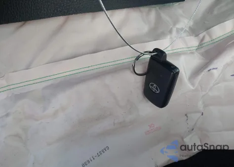 2016 Toyota Rav4 Limited from USA, damaged, VIN 2T3DFREV6GW490958